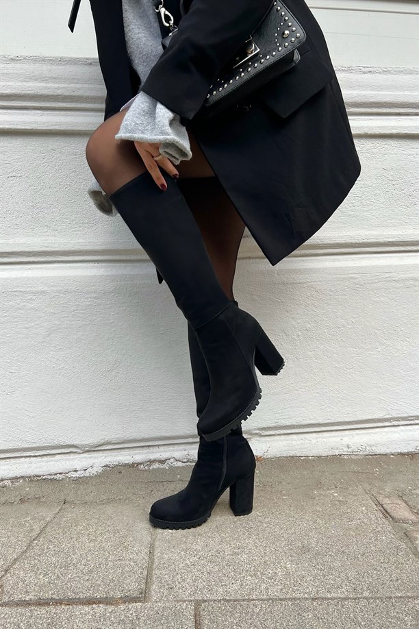 Anista Süet Siyah Yuvarlak Burun Kalın Topuklu Çizme